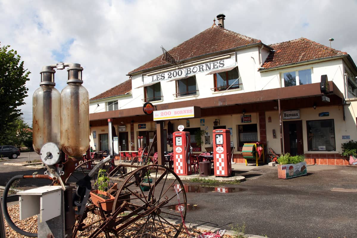 Nationale 7, Relais des 200 Bornes, Pouilly-sur-Loire