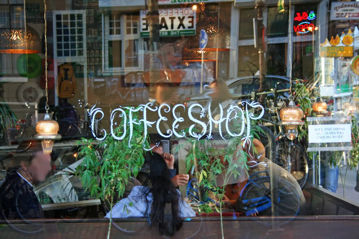 Un Coffee Shop à Amsterdam